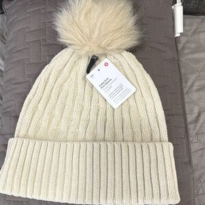 lululemon athletica Charcoal Cable-Knit Pom-Pom Beanie